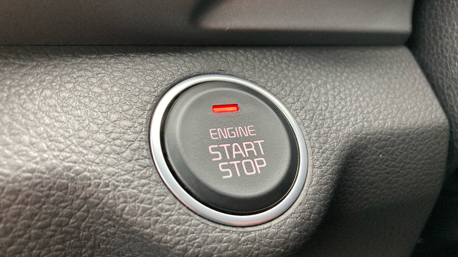 Used Kia Stonic 2024 for sale - 77845174: Photo 35