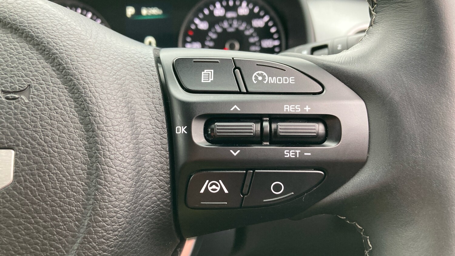 Used Kia Stonic 2024 for sale - 77845174: Photo 38