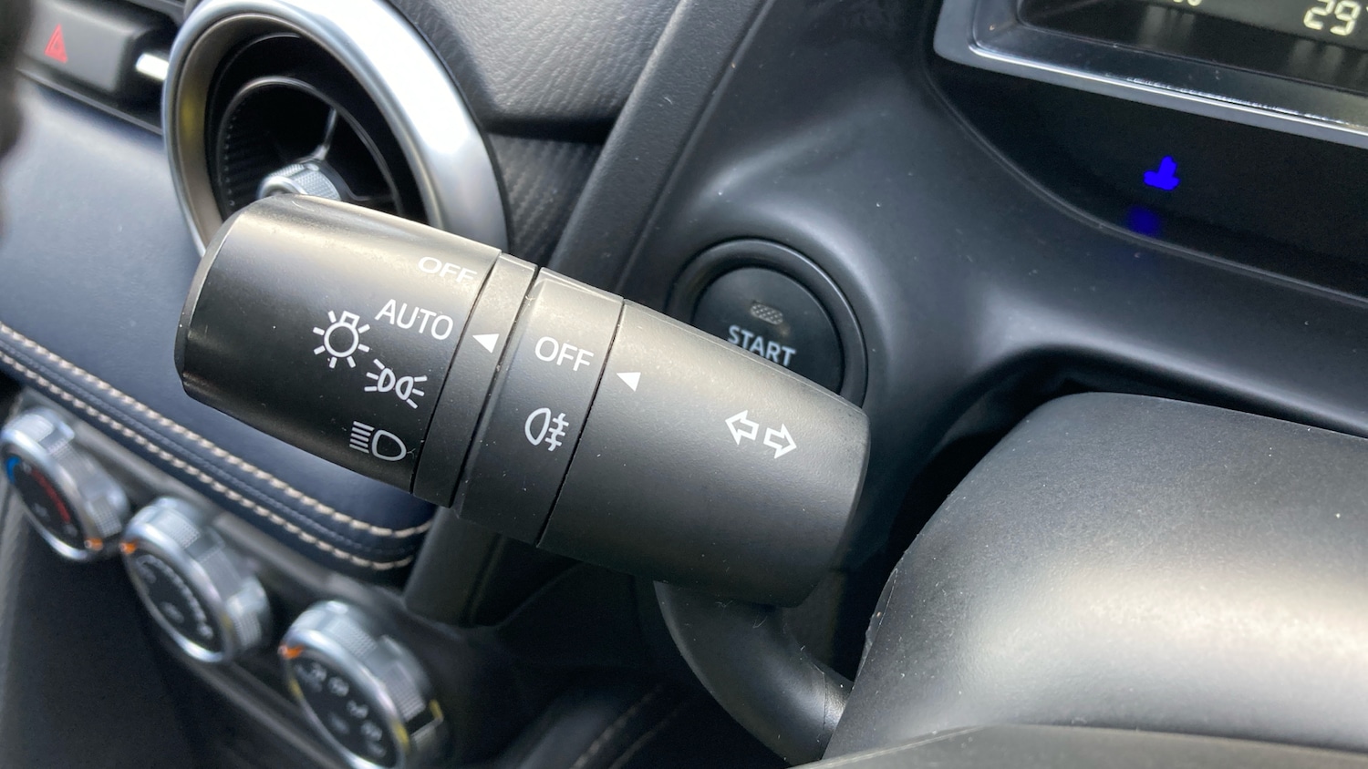 Used Mazda Mazda2 2020 for sale - 77679331: Photo 39