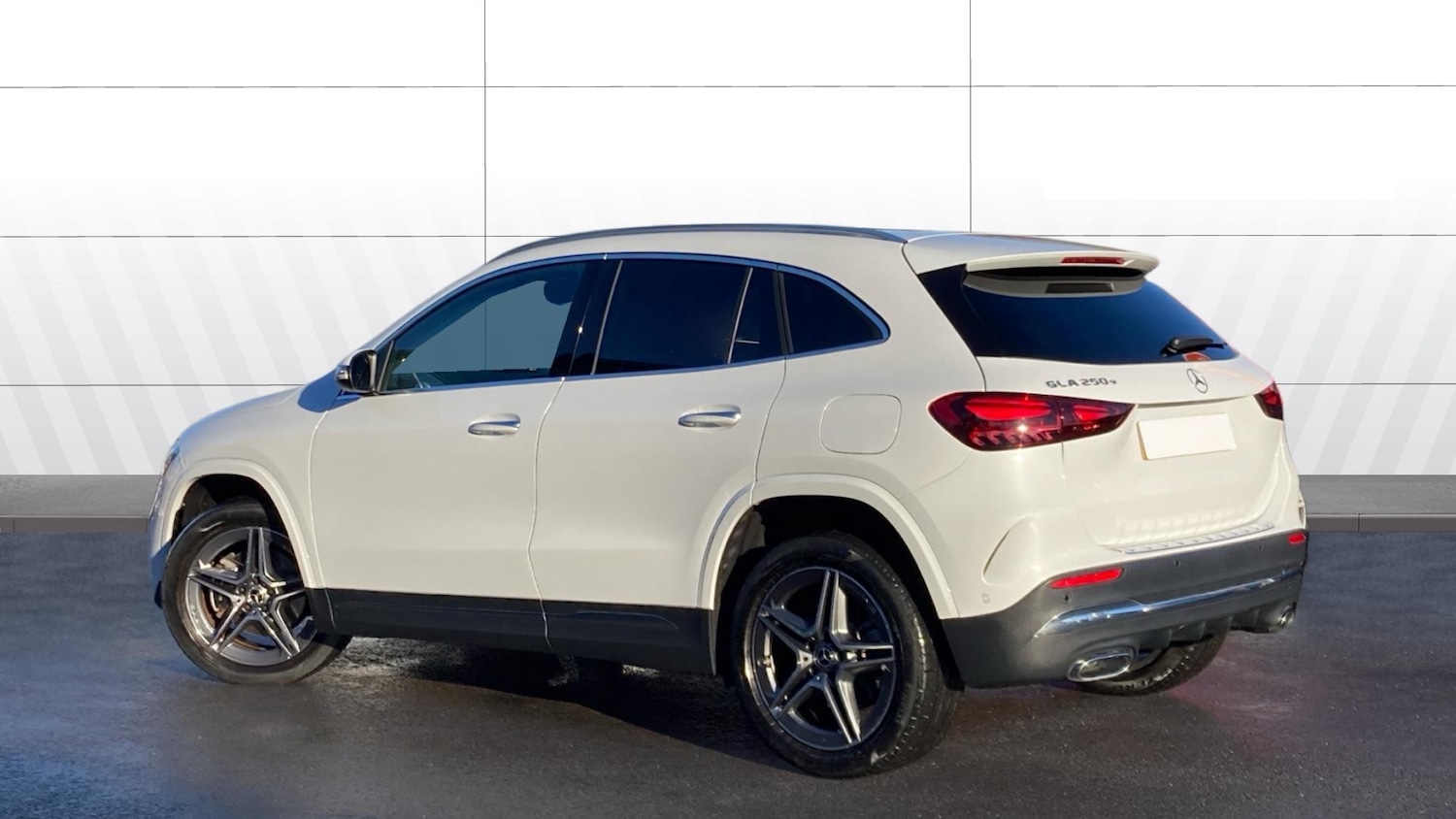 Used Mercedes-Benz GLA 2023 for sale - 77154269: Photo 2