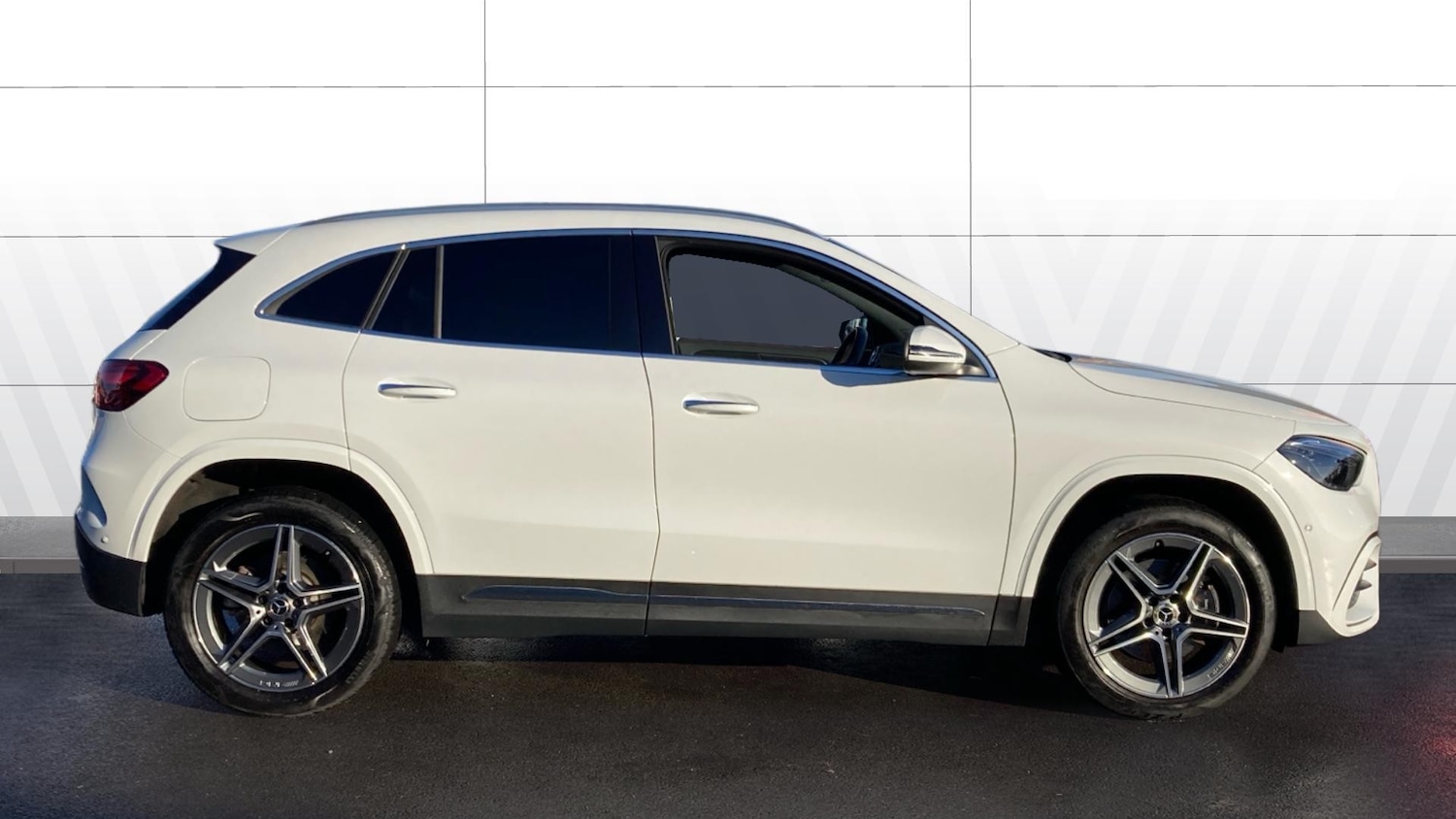 Used Mercedes-Benz GLA 2023 for sale - 77154269: Photo 5