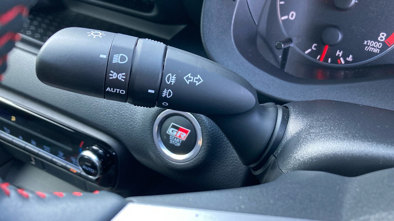 Used Toyota Yaris 2021 for sale - 77803078: Photo 40