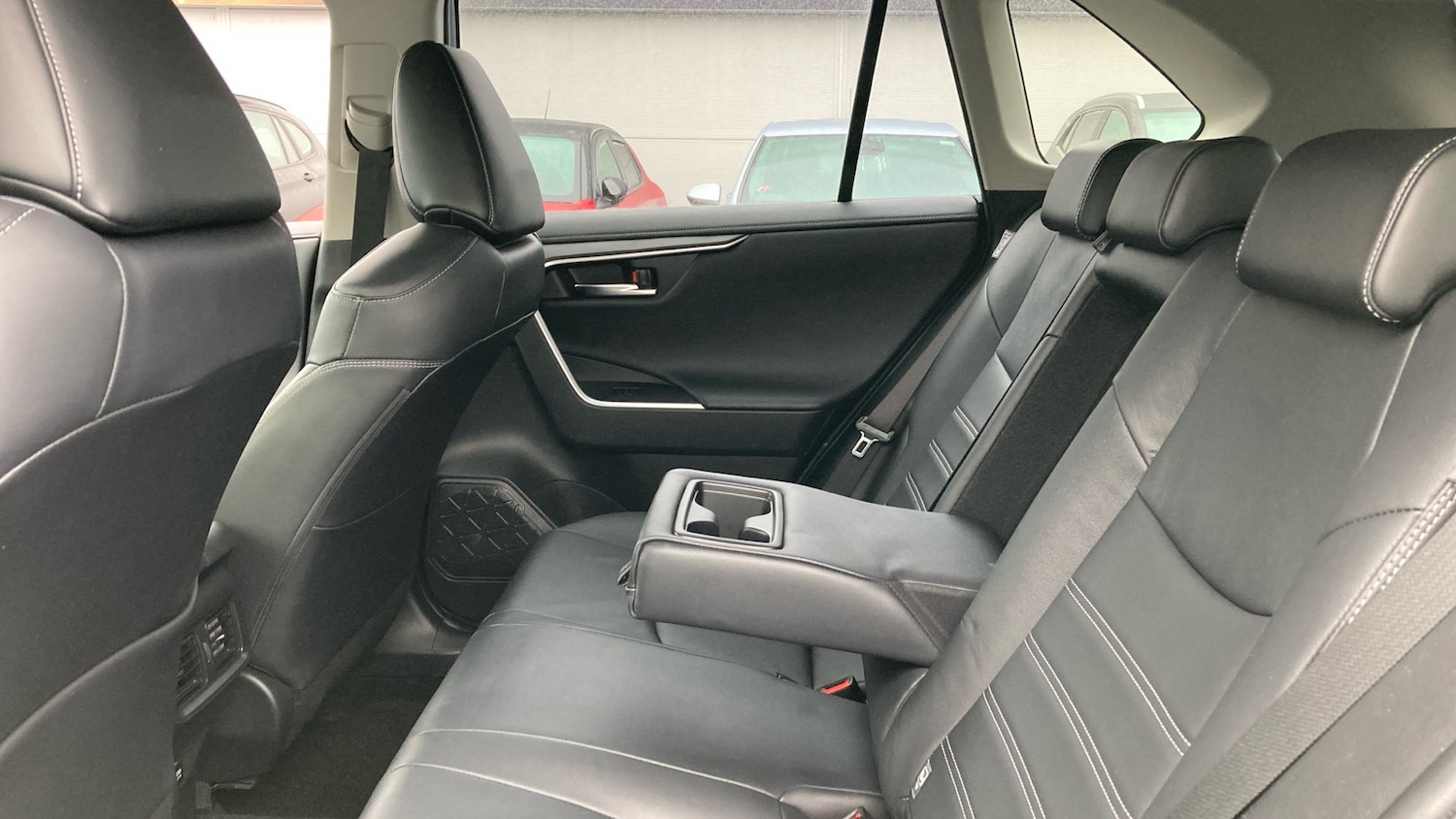 Used Toyota RAV4 2020 for sale - 76662931: Photo 16