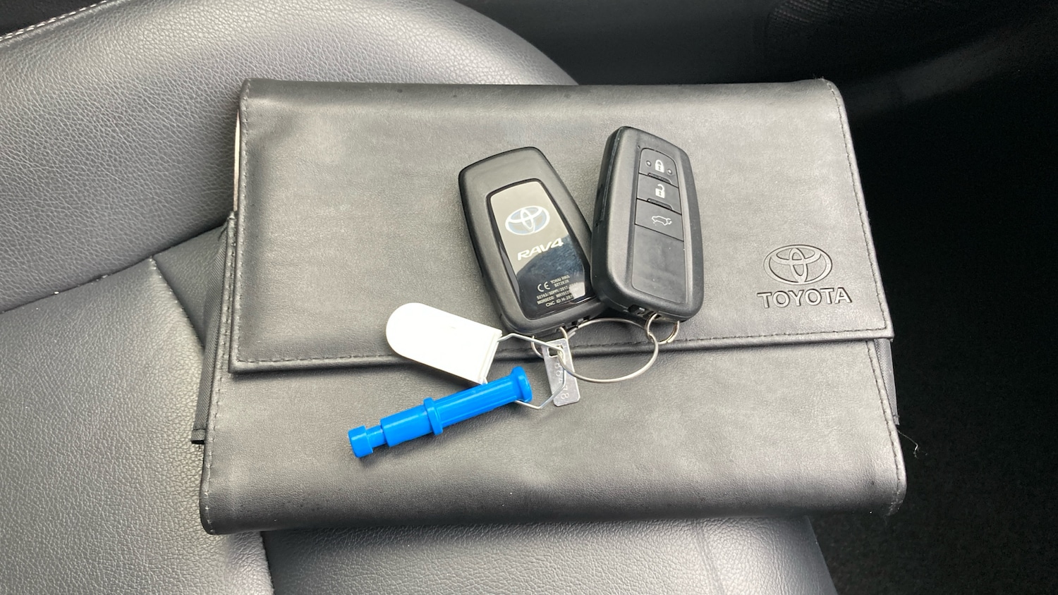 Used Toyota RAV4 2020 for sale - 76662931: Photo 19