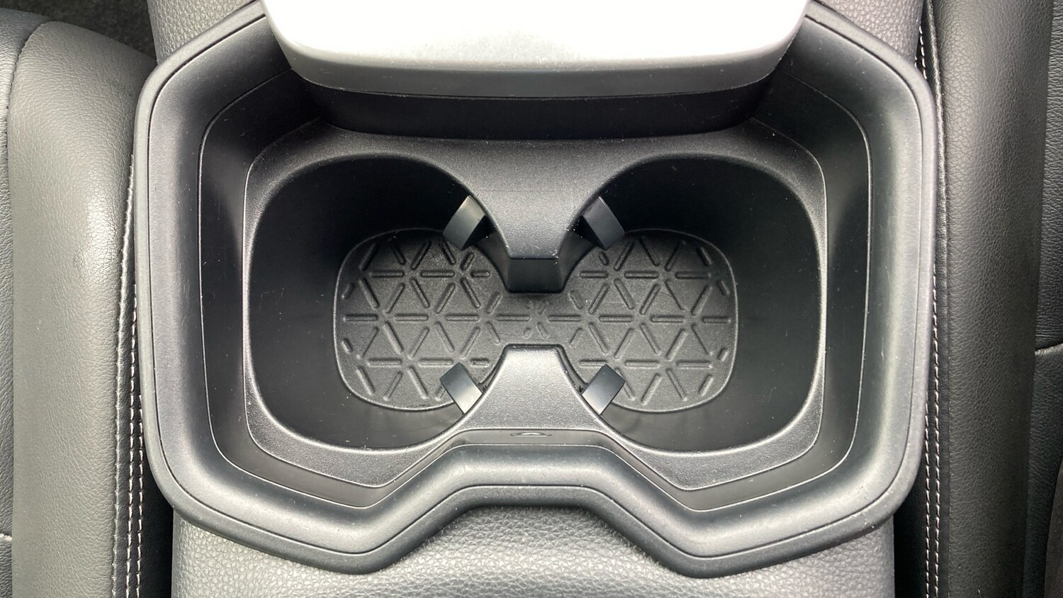 Used Toyota RAV4 2020 for sale - 76662931: Photo 27