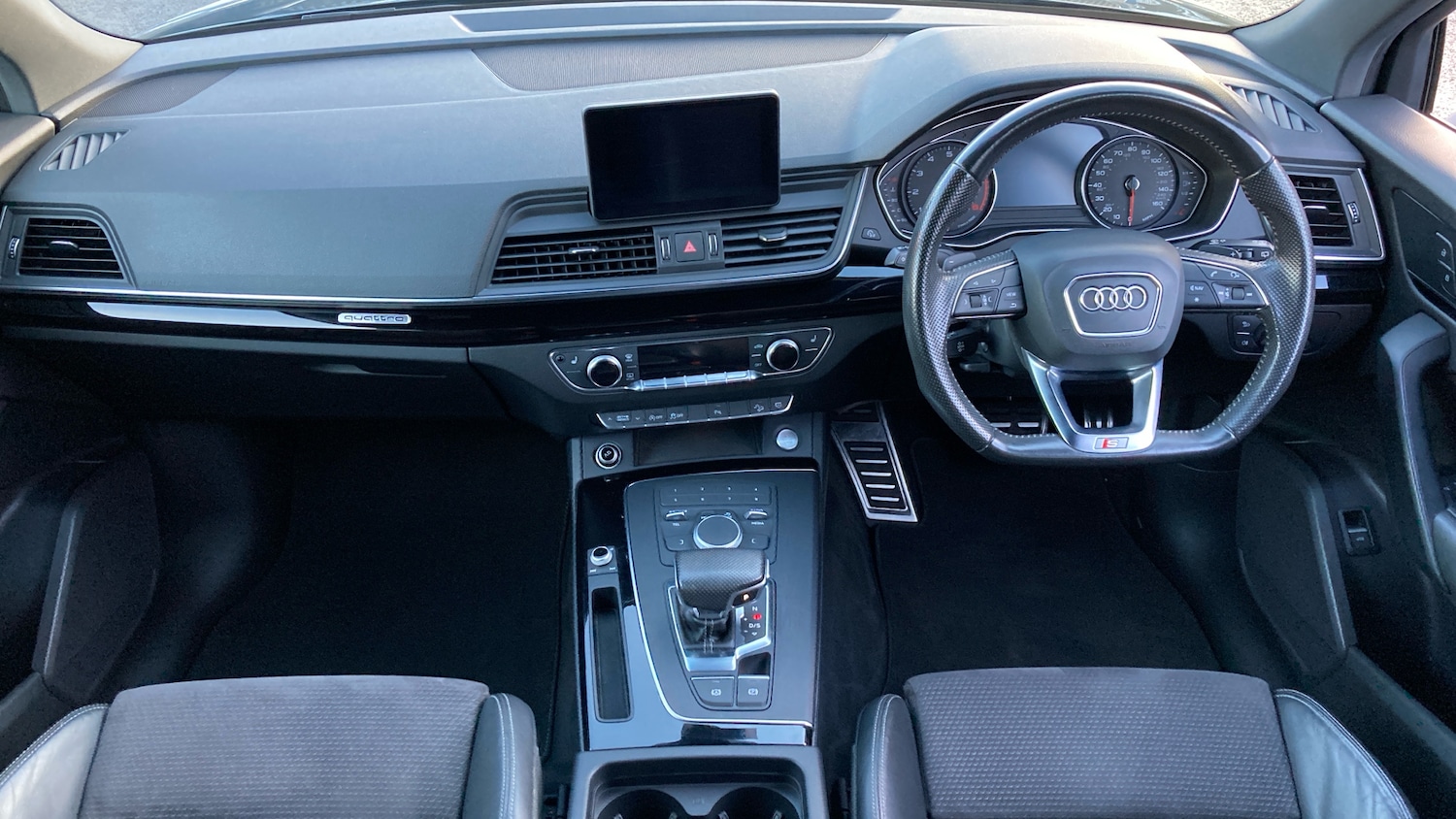 Used Audi Q5 2018 for sale - 77125636: Photo 10