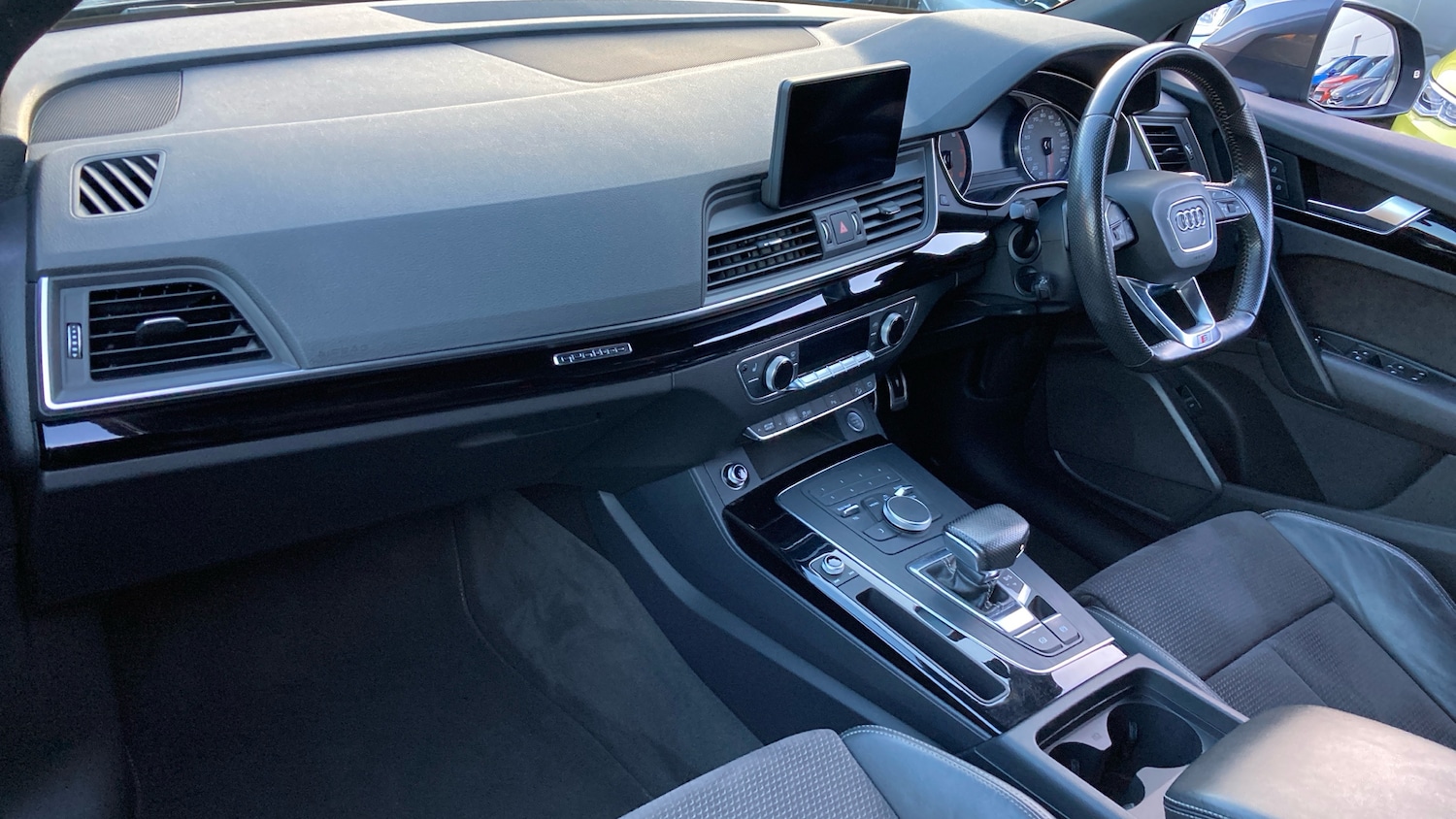 Used Audi Q5 2018 for sale - 77125636: Photo 9