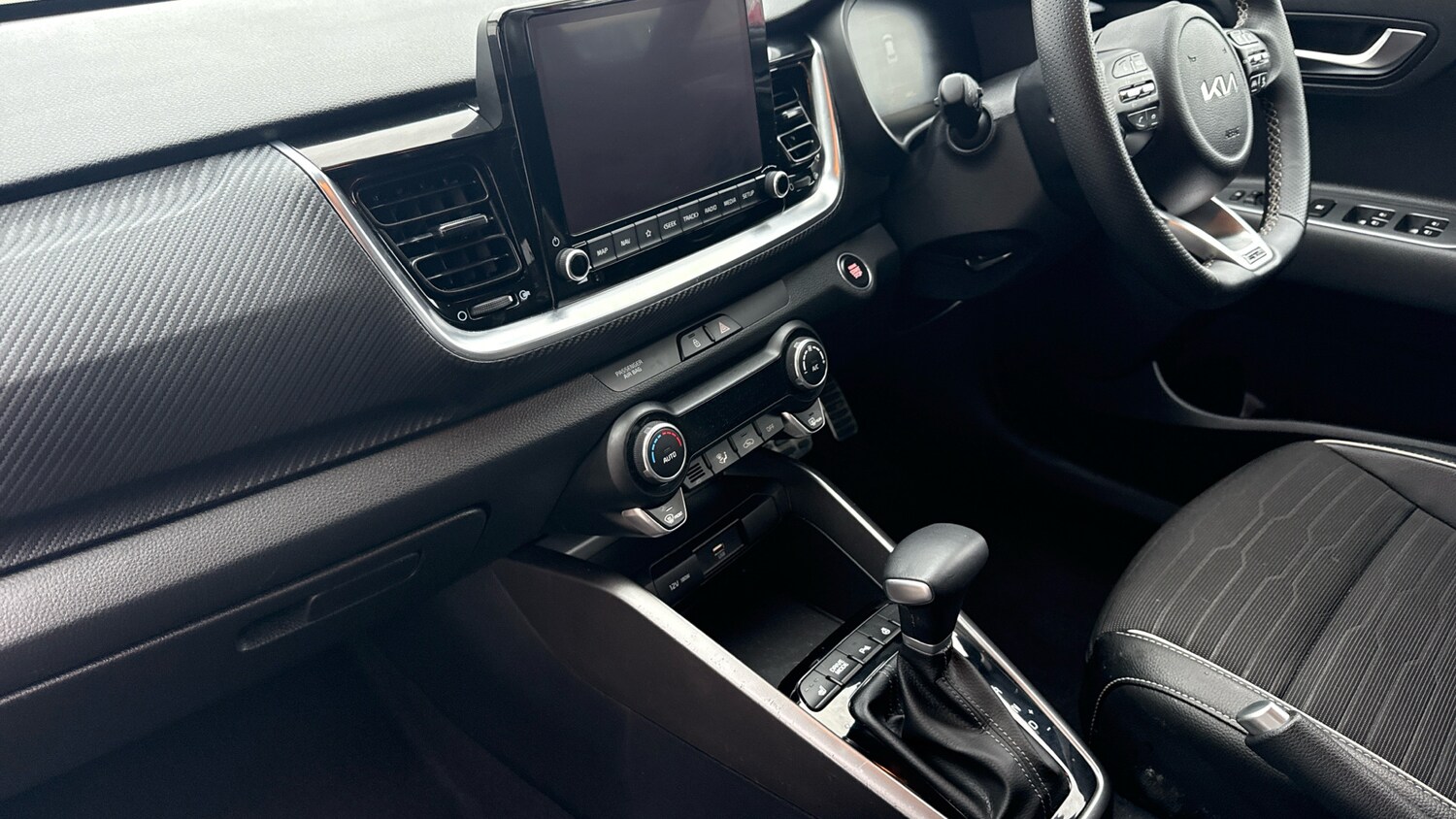 Used Kia Stonic 2024 for sale - 78199414: Photo 13