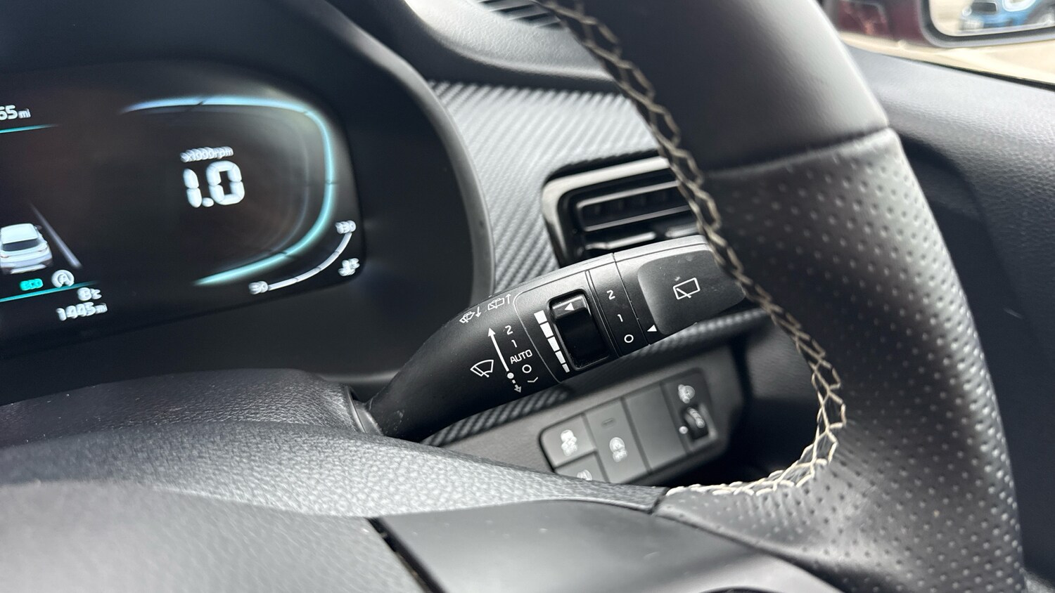 Used Kia Stonic 2024 for sale - 78199414: Photo 28