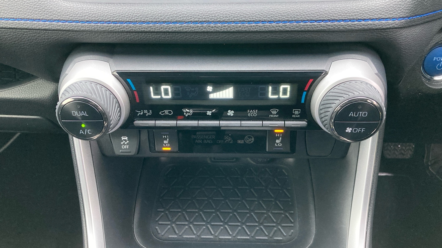 Used Toyota RAV4 2022 for sale - 77381473: Photo 31