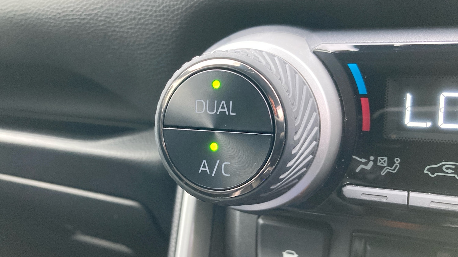 Used Toyota RAV4 2022 for sale - 77381473: Photo 33