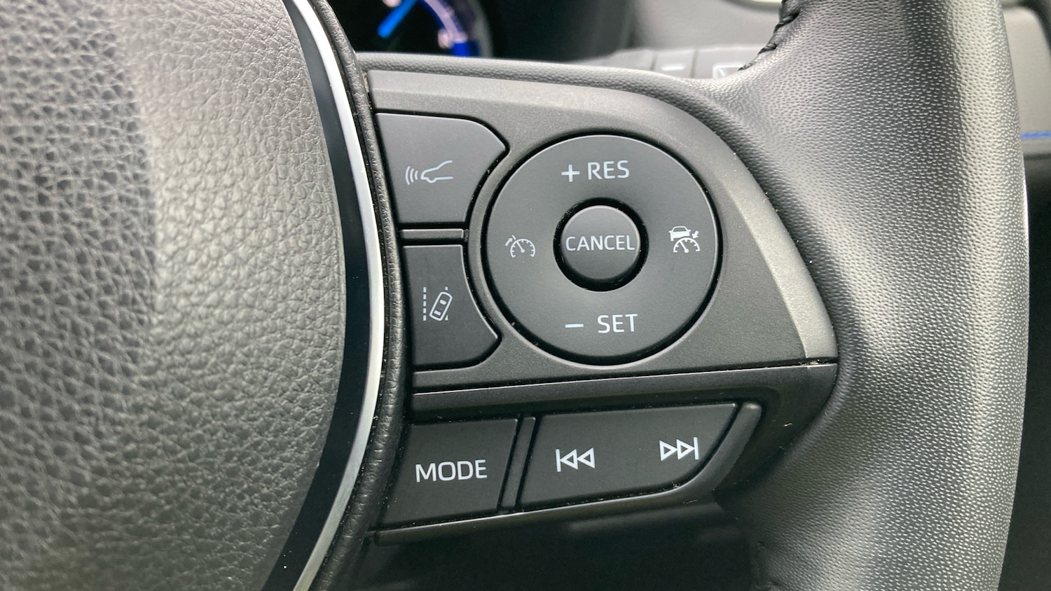 Used Toyota RAV4 2022 for sale - 77381473: Photo 42