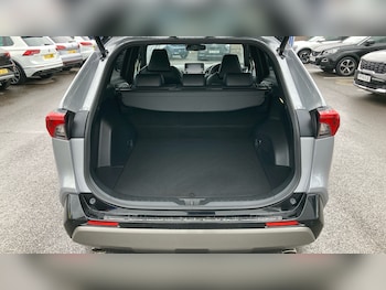 Used Toyota RAV4 2022 for sale - 77381473: Photo