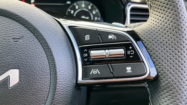 Used Kia XCeed 2025 for sale - 76183136: Photo 45