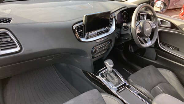 Used Kia XCeed 2025 for sale - 76183136: Photo 9