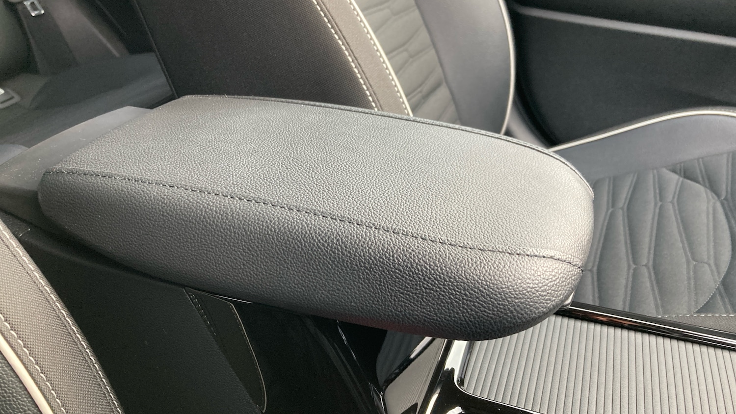 Used Kia XCeed 2025 for sale - 77138454: Photo 24