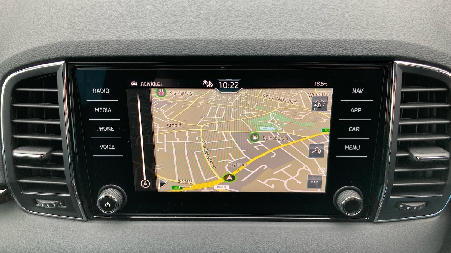 Used Skoda Karoq 2023 for sale - 75894425: Photo 31