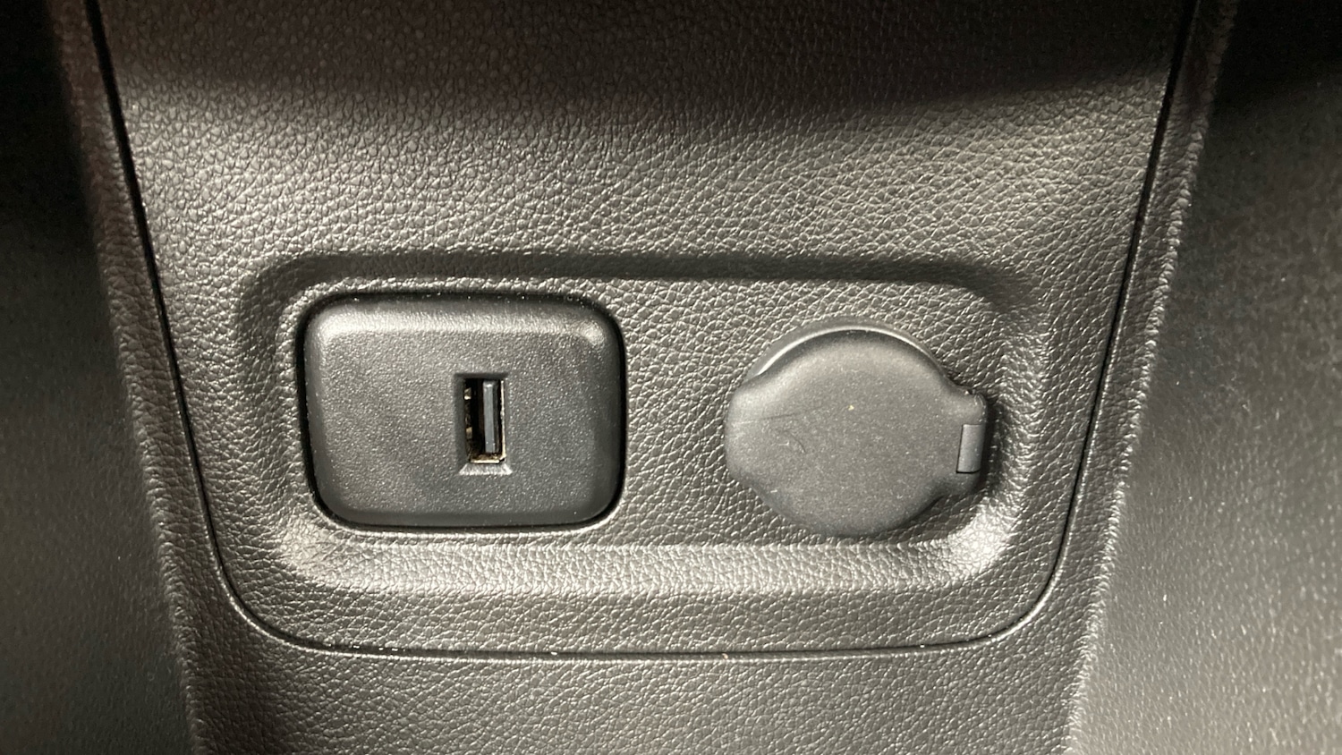 Used Vauxhall Viva 2016 for sale - 78018168: Photo 25