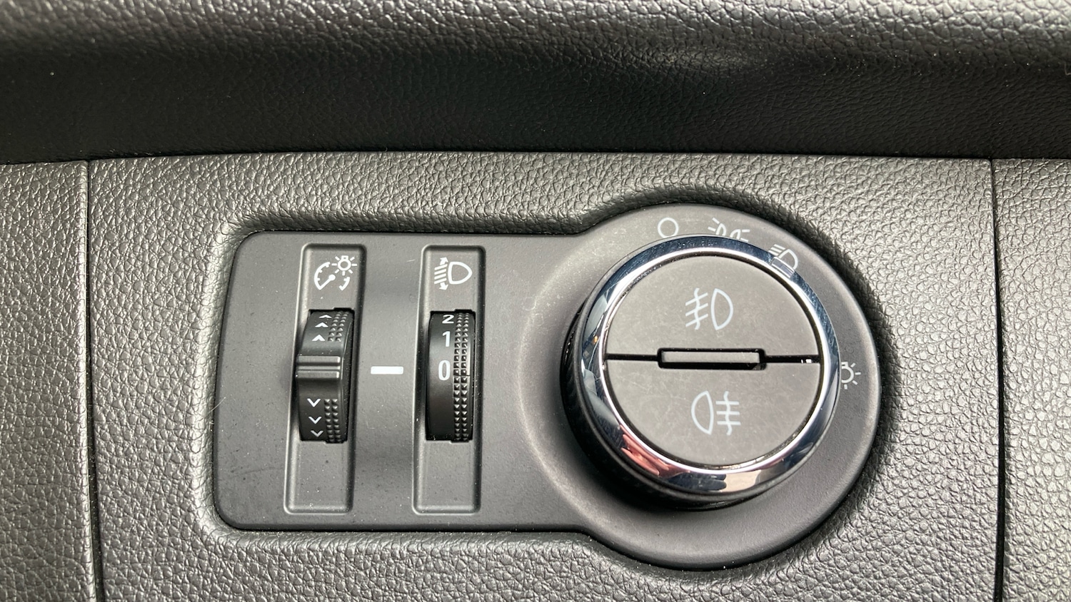 Used Vauxhall Viva 2016 for sale - 78018168: Photo 33