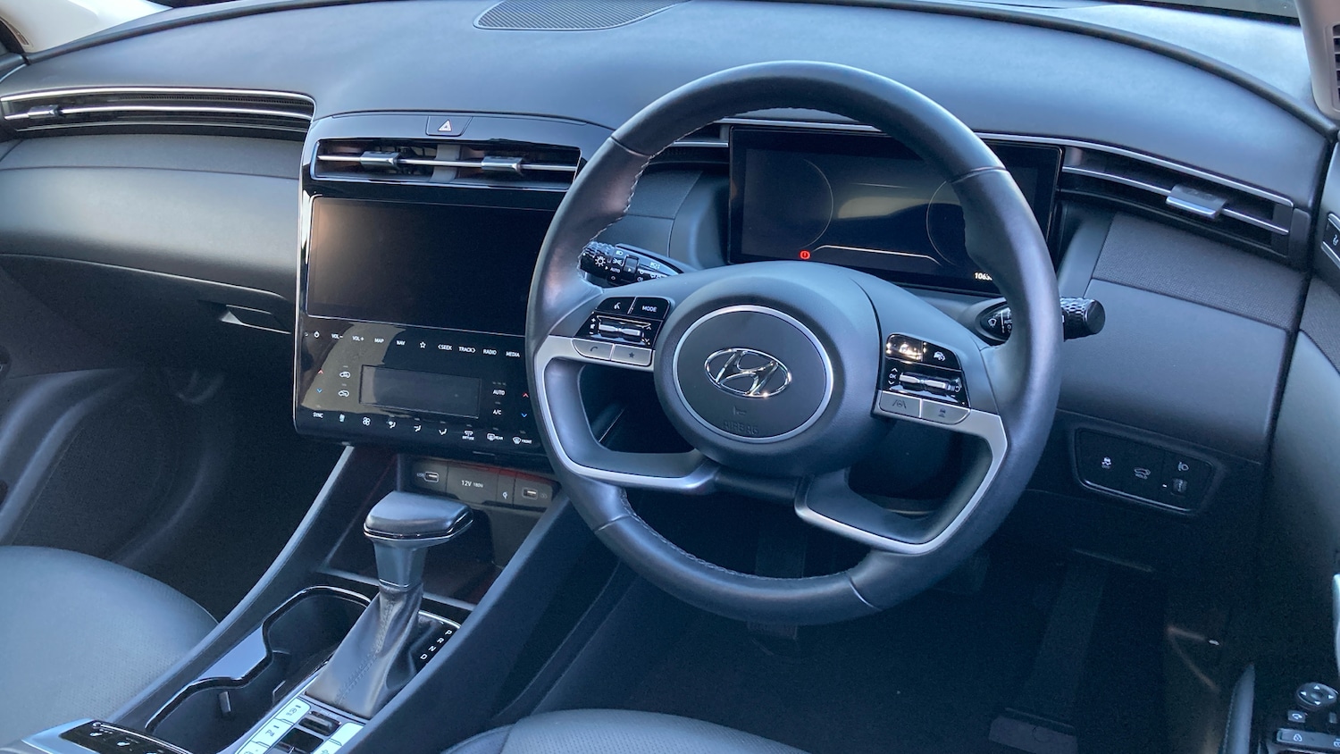 Used Hyundai TUCSON 2023 for sale - 76611533: Photo 11