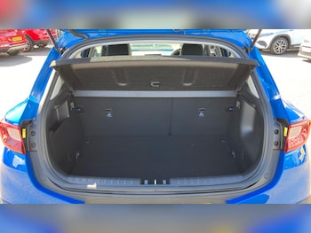 Used Kia Stonic 2023 for sale - 78442830: Photo