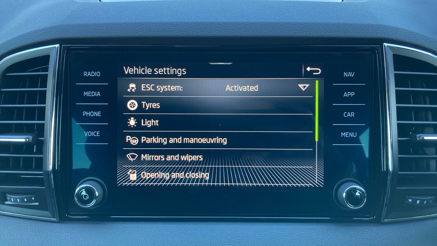 Used Skoda Karoq 2023 for sale - 77063819: Photo 37