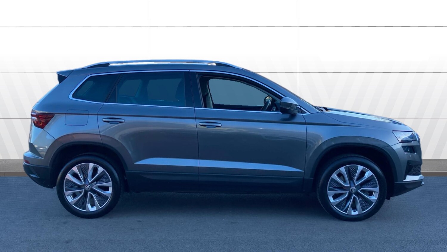 Used Skoda Karoq 2023 for sale - 77063819: Photo 5