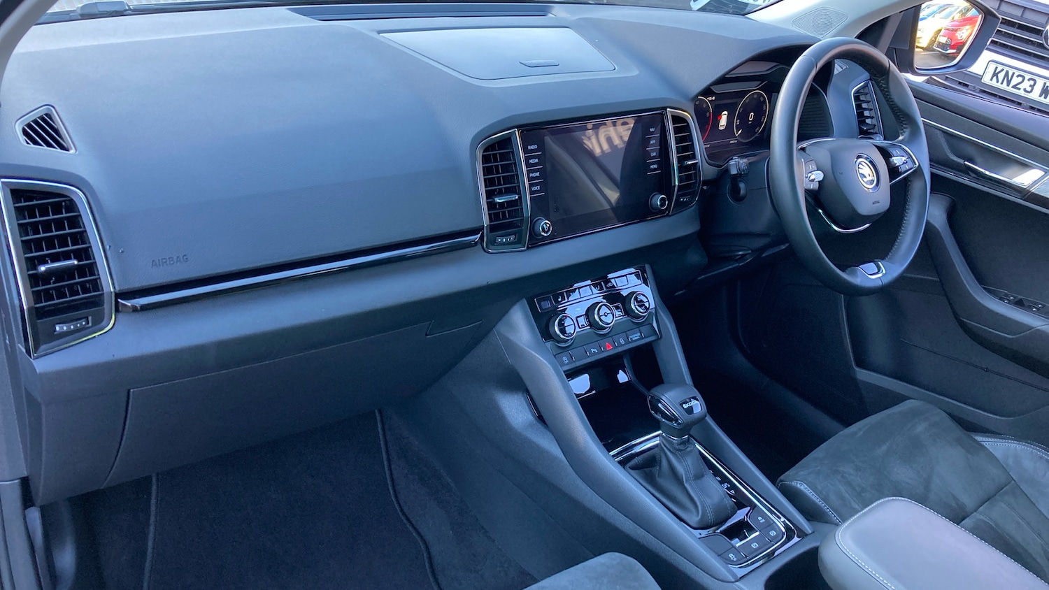 Used Skoda Karoq 2023 for sale - 77063819: Photo 9