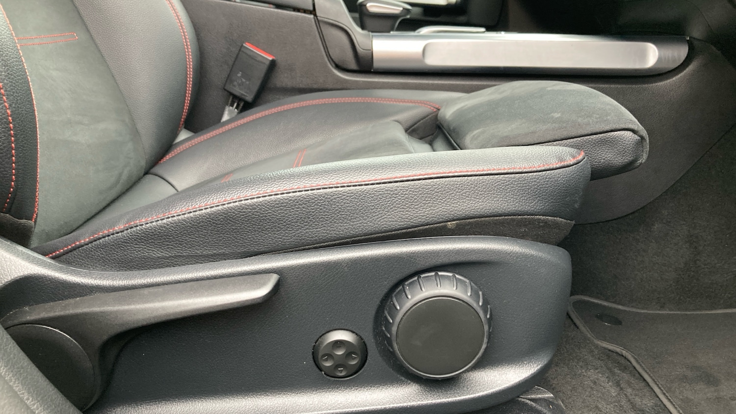 Used Mercedes-Benz EQB 2022 for sale - 77763354: Photo 22