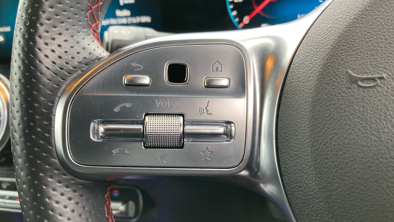 Used Mercedes-Benz EQB 2022 for sale - 77763354: Photo 43