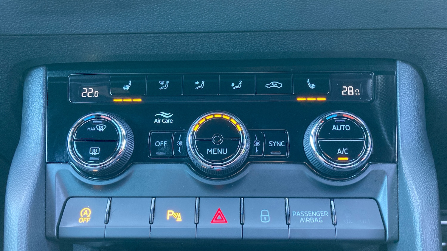 Used Skoda Karoq 2019 for sale - 76765057: Photo 28