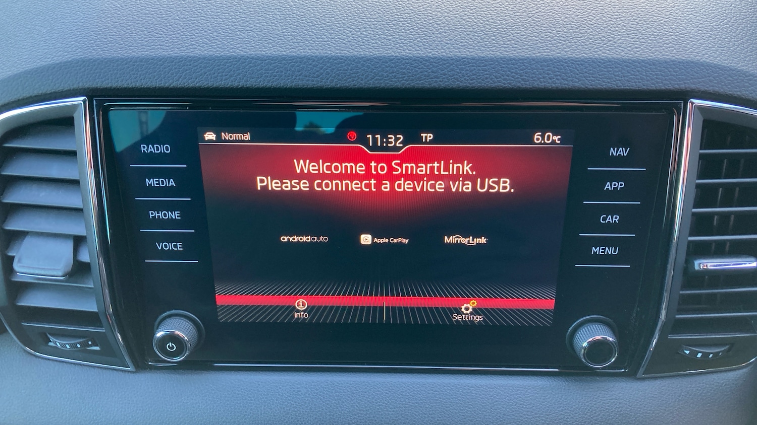 Used Skoda Karoq 2019 for sale - 76765057: Photo 39