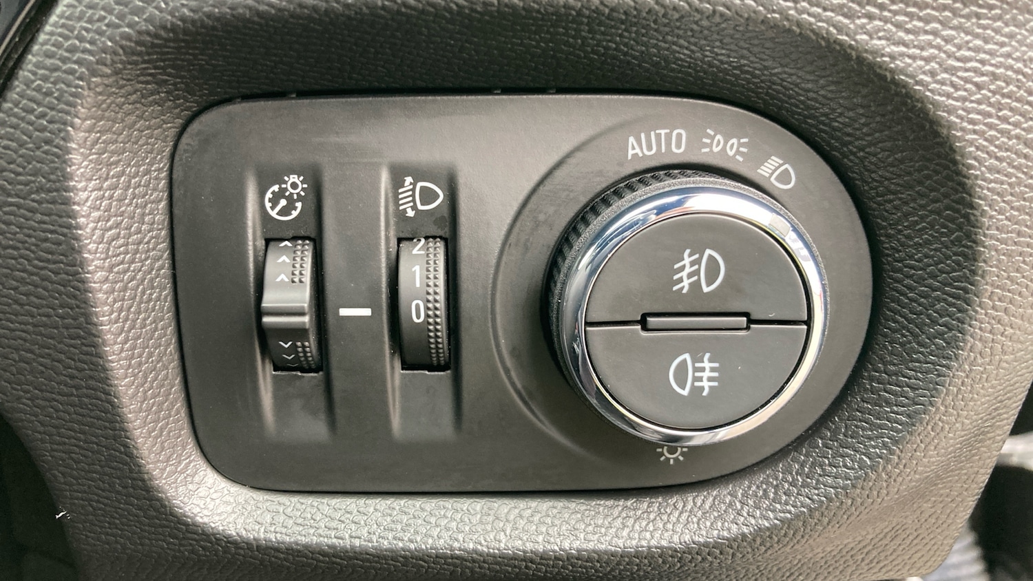 Used Vauxhall Corsa 2020 for sale - 76302850: Photo 41