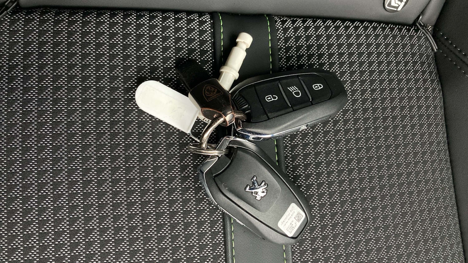 Used Peugeot 208 2023 for sale - 77651033: Photo 20