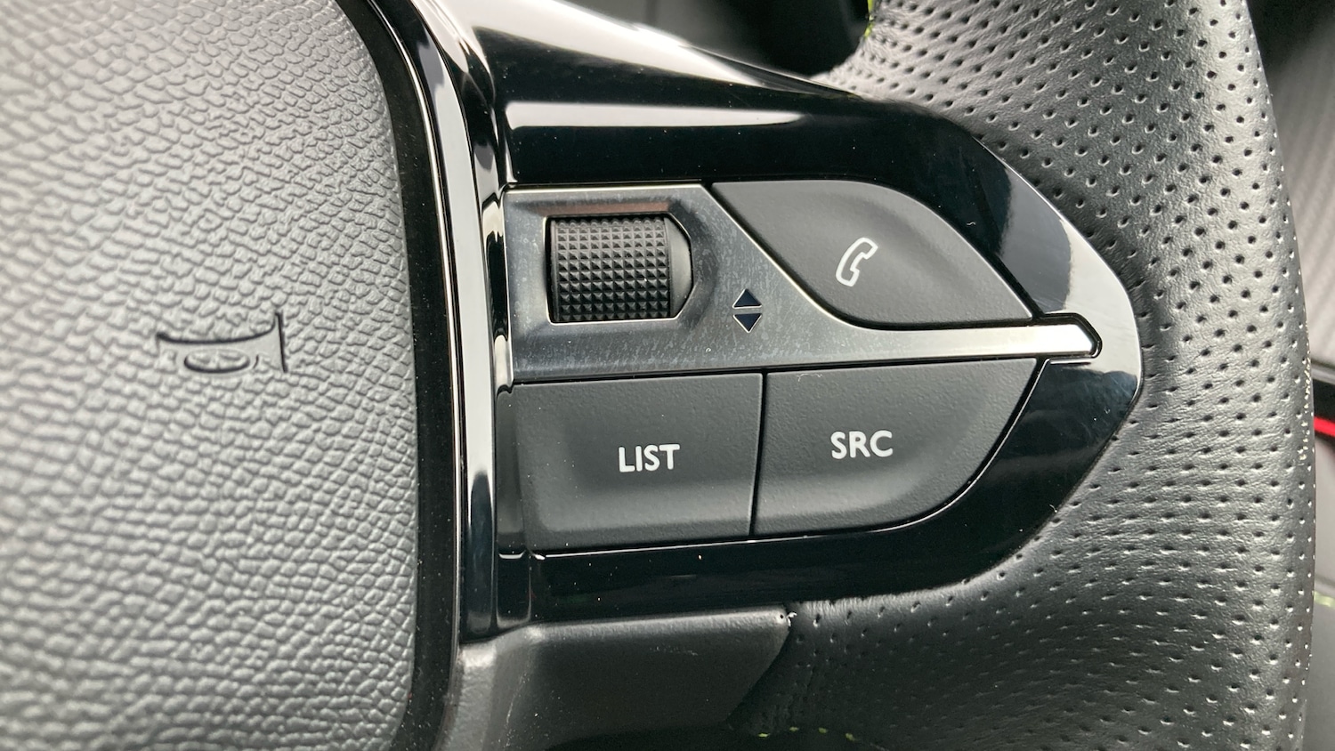 Used Peugeot 208 2023 for sale - 77651033: Photo 40