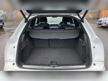 Used Audi Q3 2018 for sale - 78614492: Photo