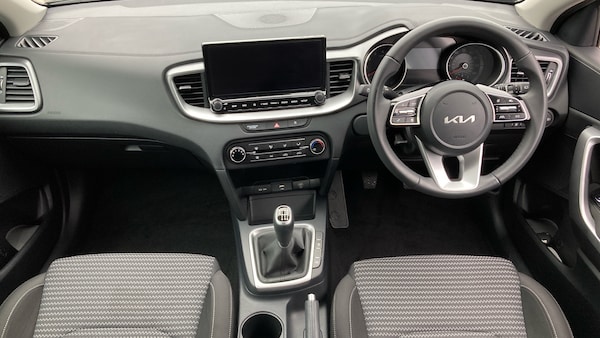 Used Kia XCeed 2025 for sale - 76263161: Photo 10