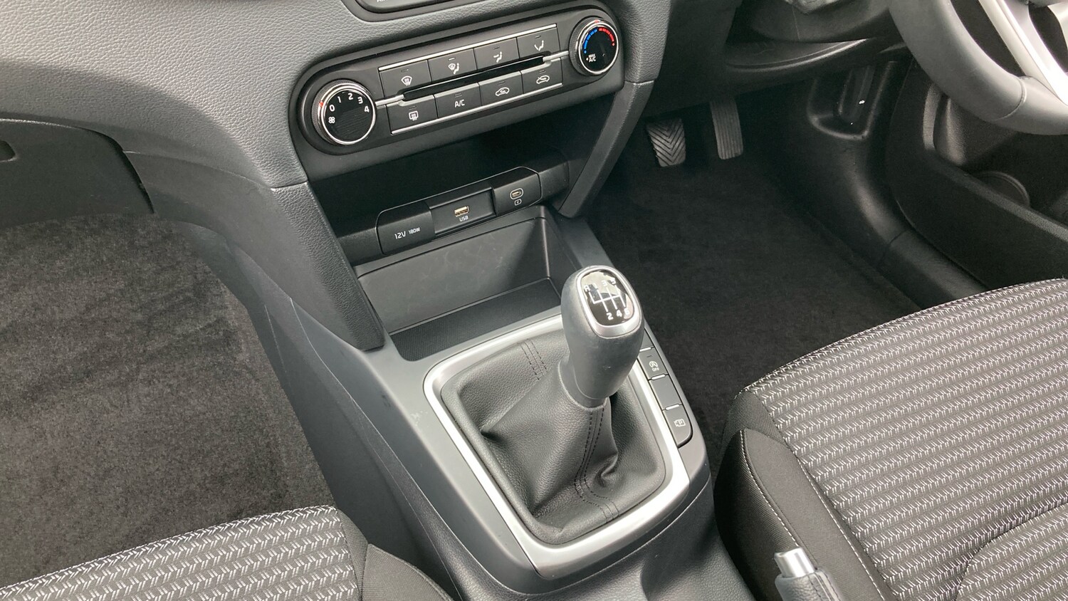 Used Kia XCeed 2025 for sale - 76263161: Photo 13