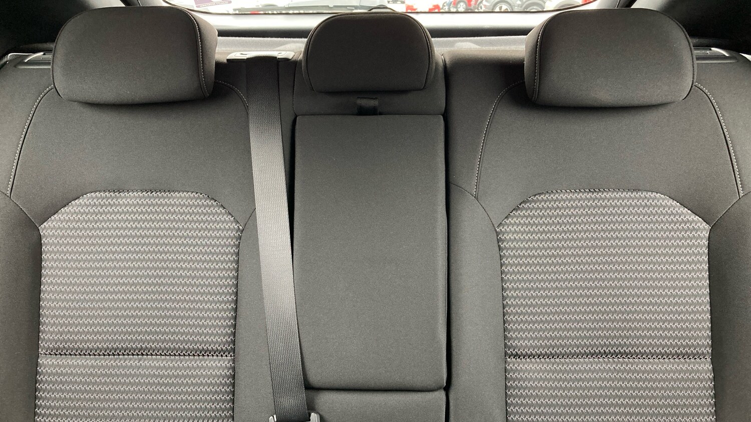 Used Kia XCeed 2025 for sale - 76263161: Photo 15