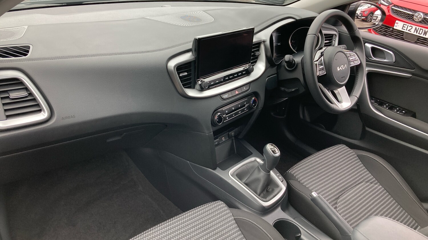 Used Kia XCeed 2025 for sale - 76263161: Photo 9