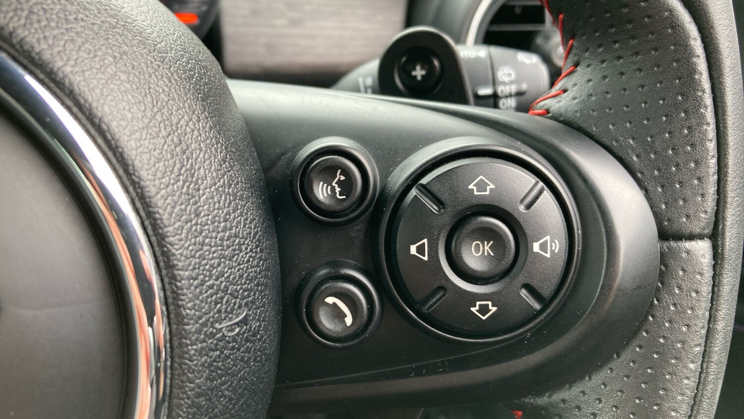 Used MINI Hatch 2015 for sale - 77985187: Photo 40