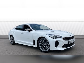 Used Kia Stinger 2018 for sale - 78918091: Photo