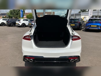Used Kia Stinger 2018 for sale - 78918091: Photo