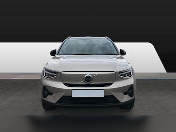 Used Volvo XC40 2023 for sale - 75736117: Photo