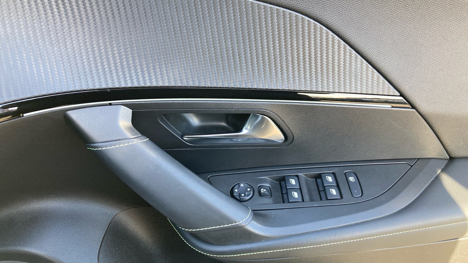 Used Peugeot 2008 2021 for sale - 77801894: Photo 22