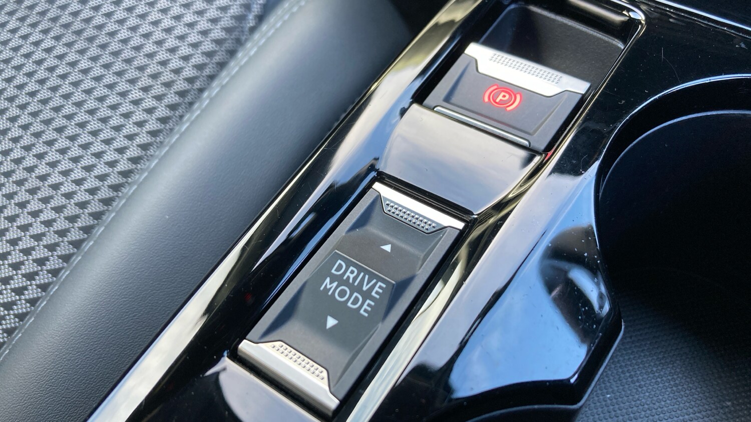 Used Peugeot 2008 2021 for sale - 77801894: Photo 24