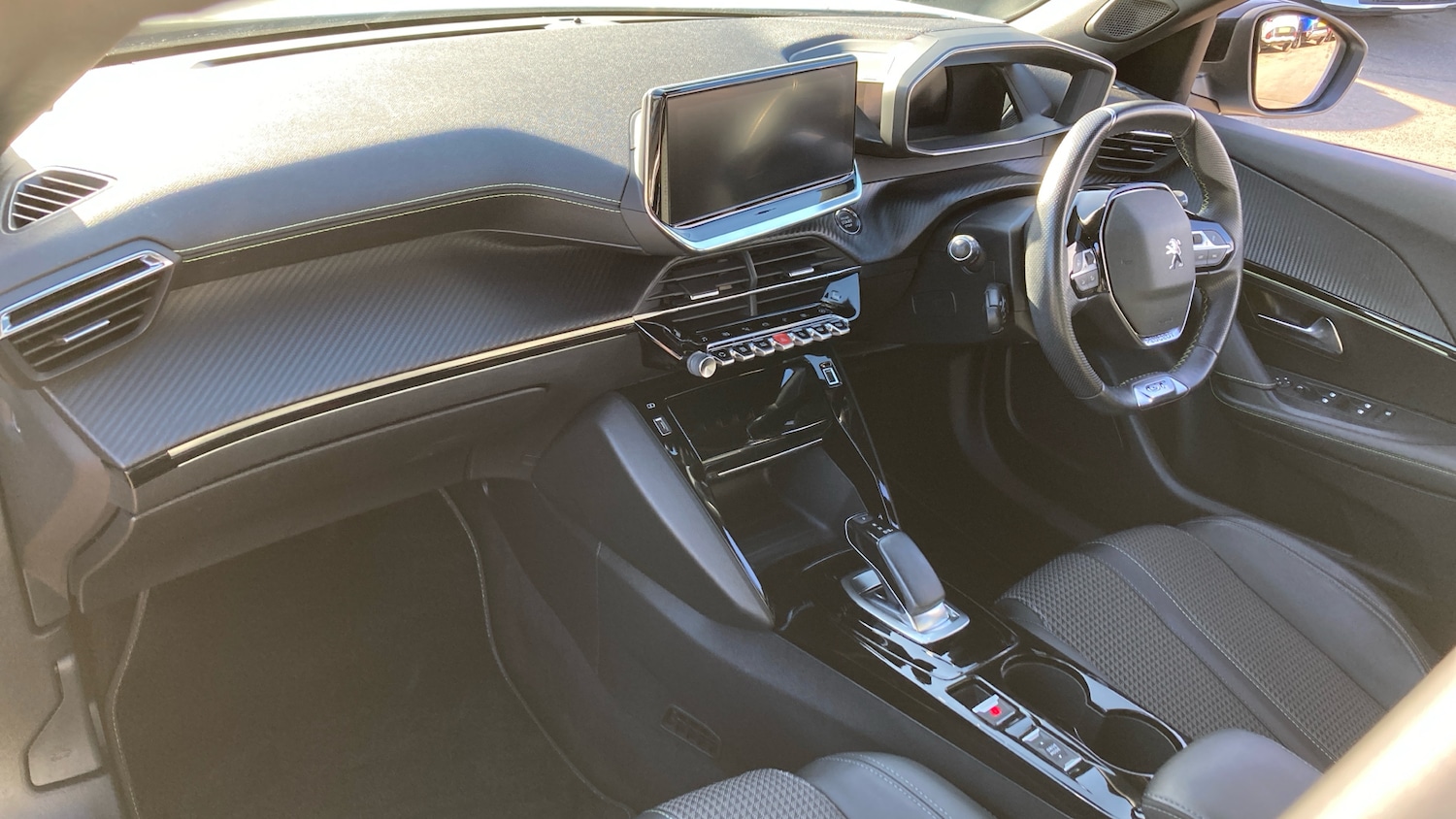 Used Peugeot 2008 2021 for sale - 77801894: Photo 9