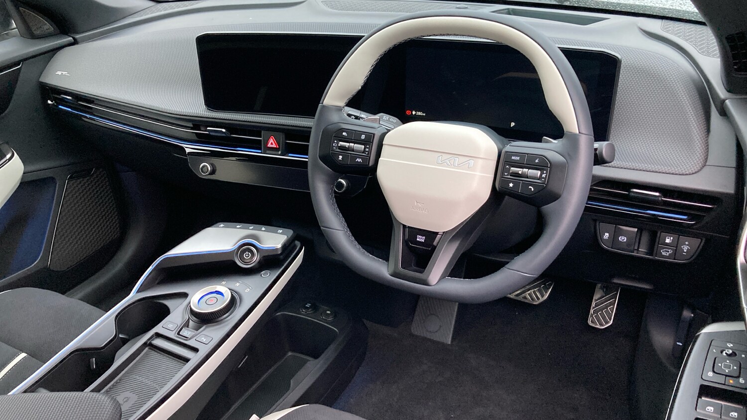 Used Kia EV6 2025 for sale - 76493726: Photo 11