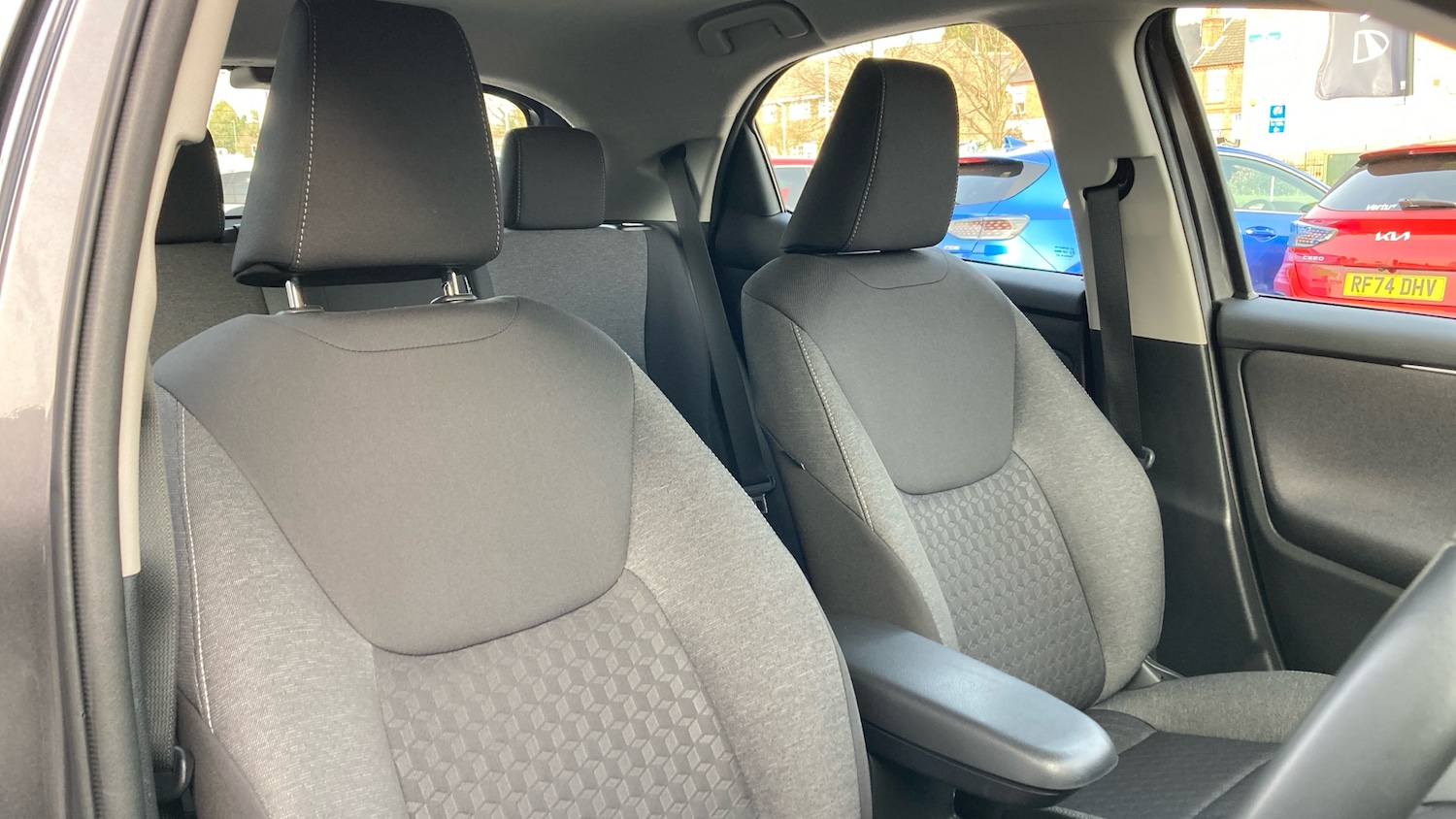 Used Toyota Yaris 2022 for sale - 77781401: Photo 21