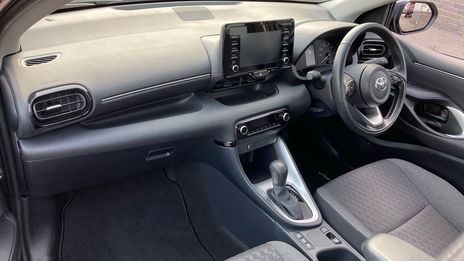 Used Toyota Yaris 2022 for sale - 77781401: Photo 9